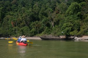 Kayaking in Lampi island