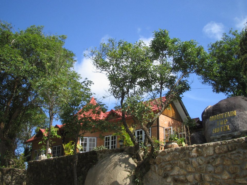 Mountain Top Hotel, Golden Rock